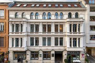 Administrative building Poststraße 12